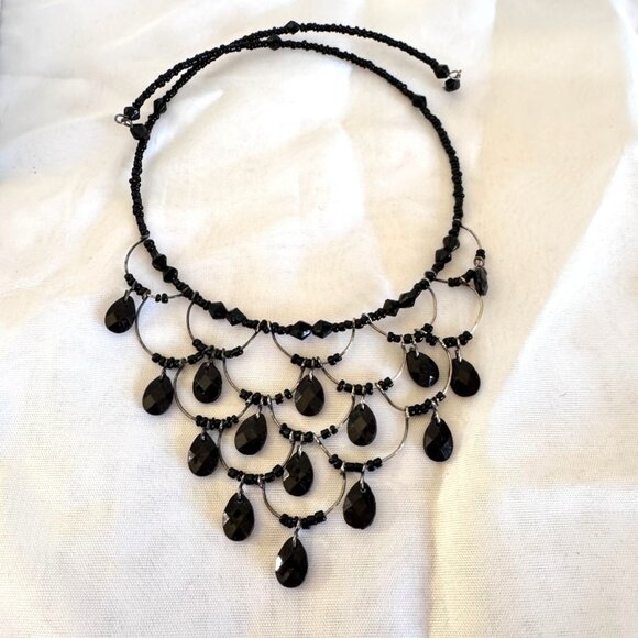 VTG Black Faceted Crystal Silver Wire Scalloped Design Gothic Size 16" Long - Picture 4 of 8